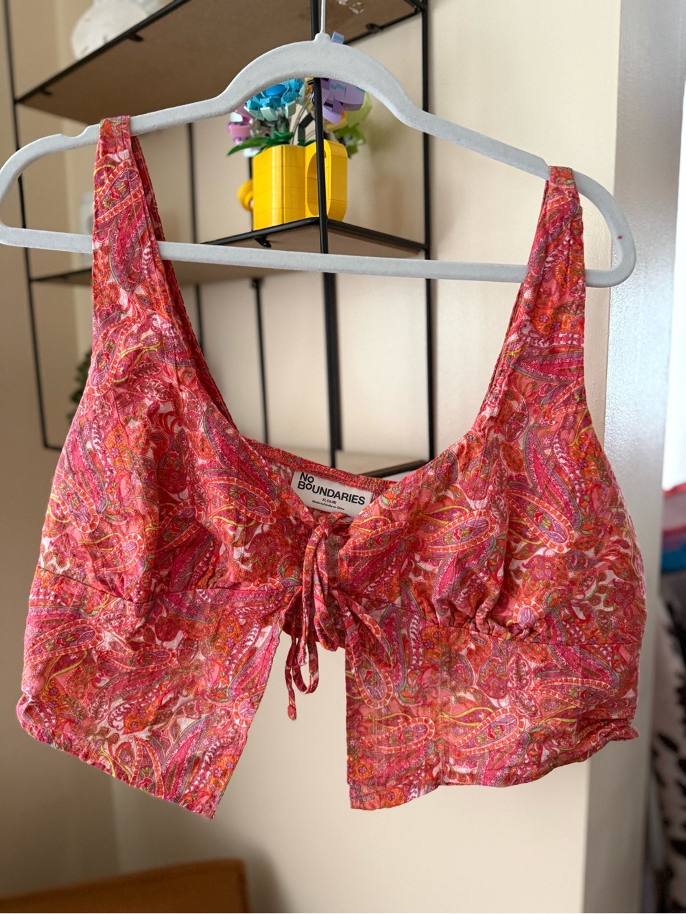 No Boundaries Pink & Orange Paisley Tie-Front Crop Camisole